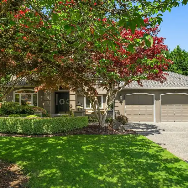 ELEGANT GEM IN COVETED BEAVER LAKES ESTATES