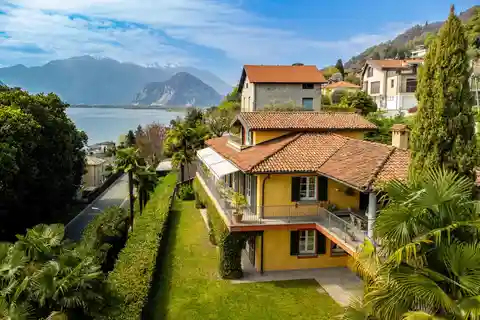 Elegant Villa Overlooking Lake Maggiore