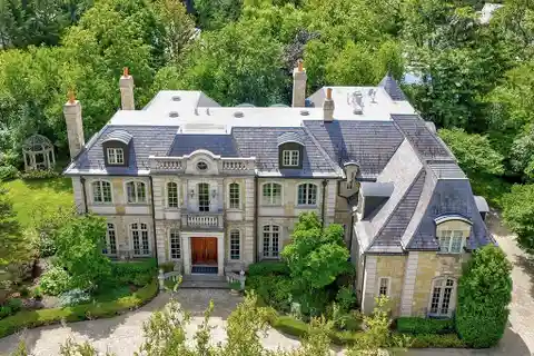 Magnificent North Shore All-Stone Estate