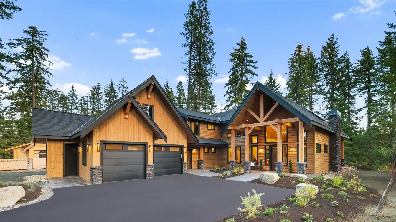 Luxury Custom Built Home in Suncadia