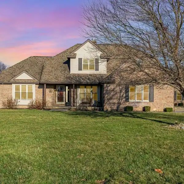 INCREDIBLE BRICK HOME ON 2.5 BEAUTIFULLY LANDSCAPED ACRES
