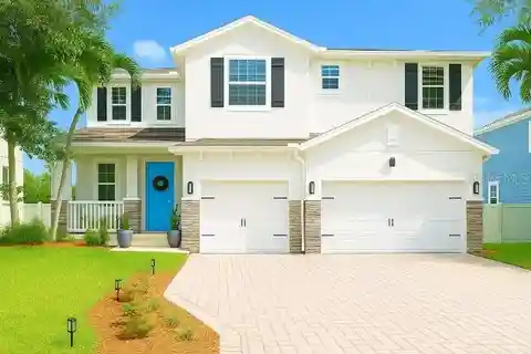Move-In Ready Gem with Flexible Floorplan