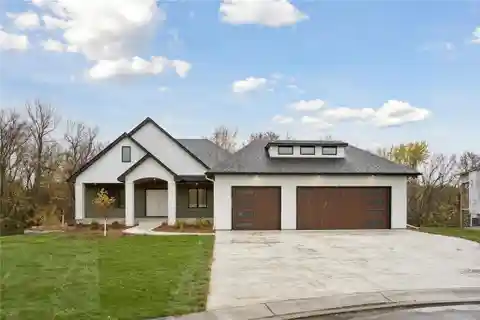 Unique Opportunity in Scenic River Landing