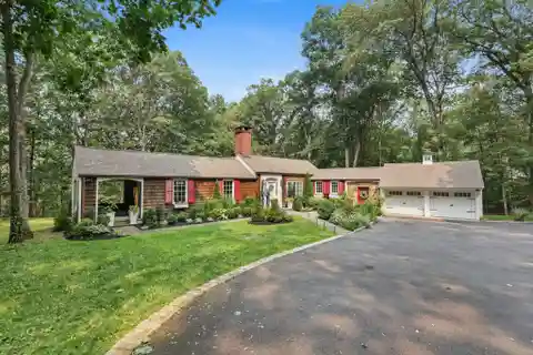 Expanded Ranch in Desirable Deepwood Neighborhood of Chappaqua
