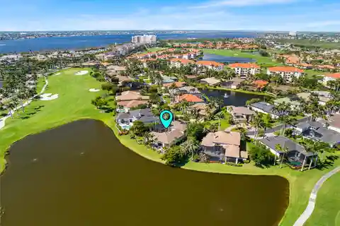 Custom Courtyard Home in Seaside Estates