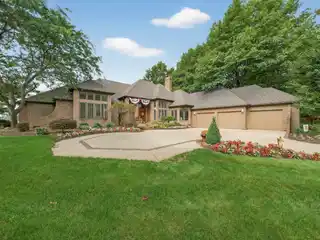 Spectacular Custom Estate on 10 Acres