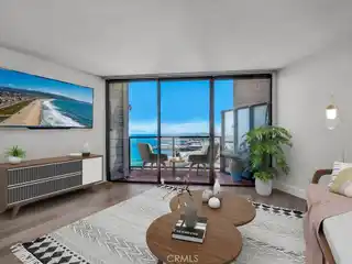 Top-Floor Penthouse with Sweeping Views