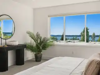 Modern Luxury Living in the Heart of Moss Bay