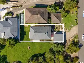 Blue Ribbon Real Estate in an Exclusive Enclave