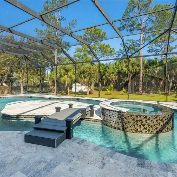 IMPRESSIVE HOME IN PRESTIGIOUS GOLDEN GATE ESTATES