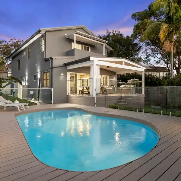 BEAUTIFUL RESIDENCE ON A TRANQUIL CUL-DE-SAC