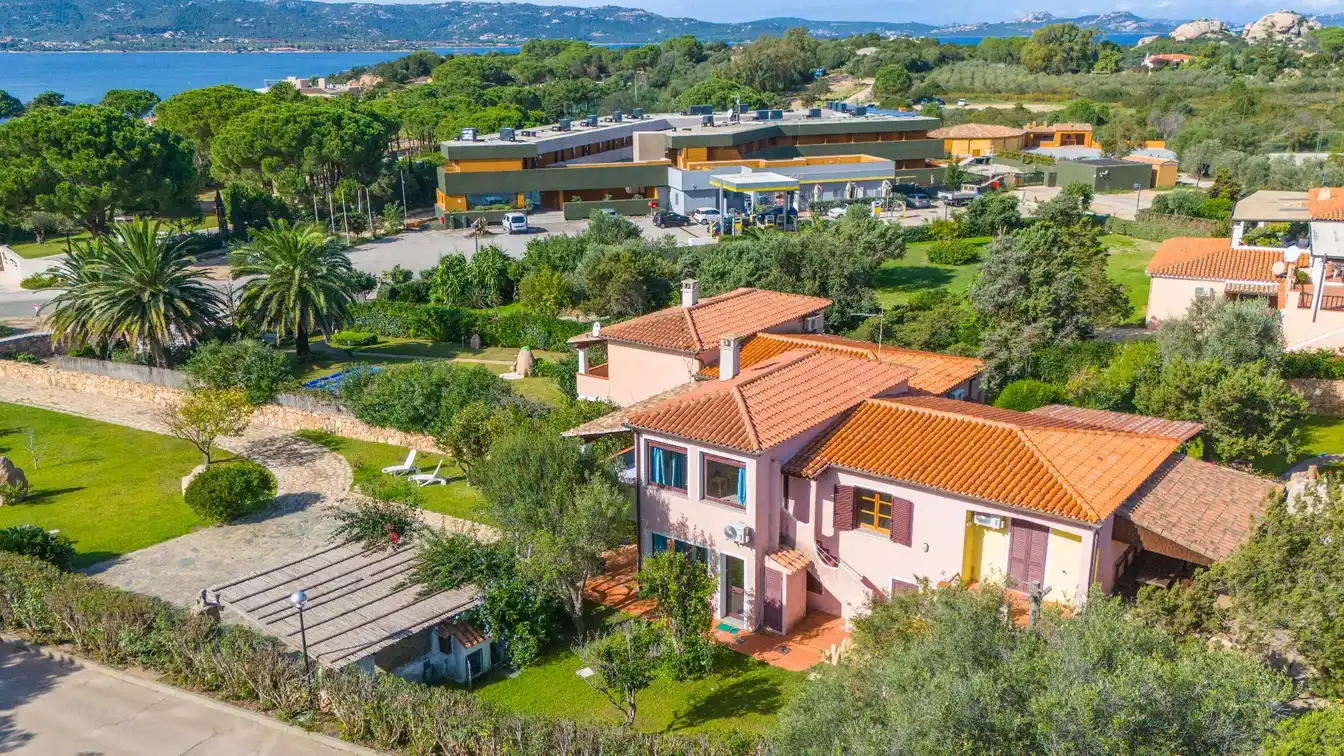 Lovely Five Bedroom Villa