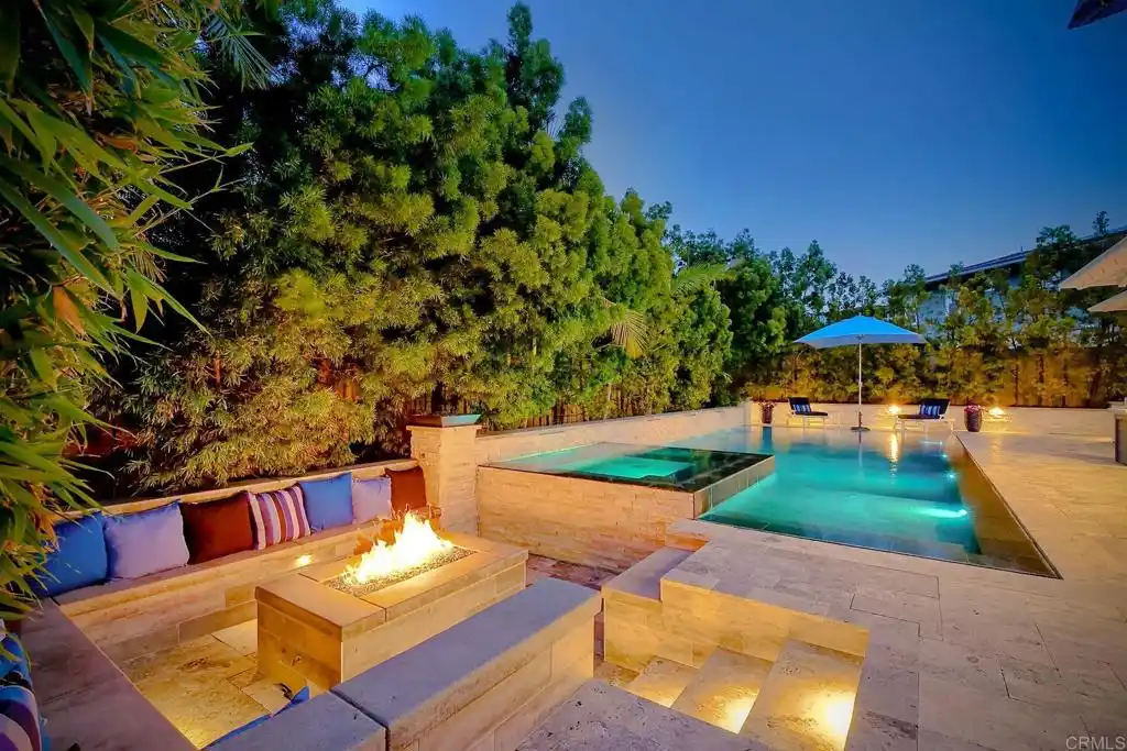 Spacious Open-plan Home in One Channel Island