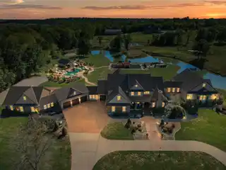 Exquisite Estate on Nearly 10 Acres