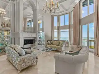 Luxurious Two-story Penthouse with Sweeping Views