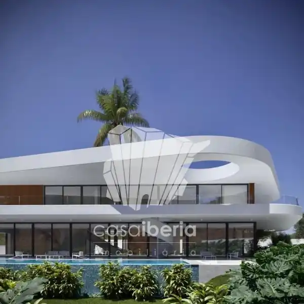 CONTEMPORARY VILLA NEAR ALBUFEIRA'S HEART