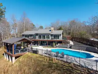 Dream Lake Retreat