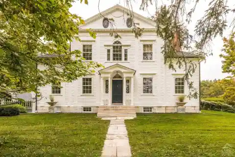 The Anson Pratt House