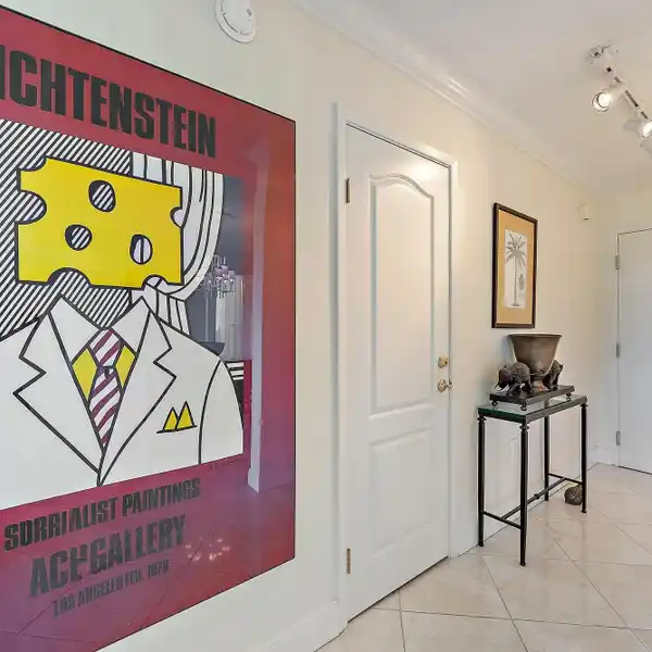 EFFORTLESS COASTAL LIVING WITH PRIVATE BEACH ACCESS