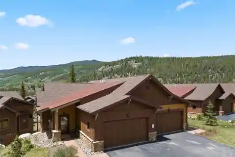 Meticulously Maintained Residence in the Sought-After Alders Townhomes Community