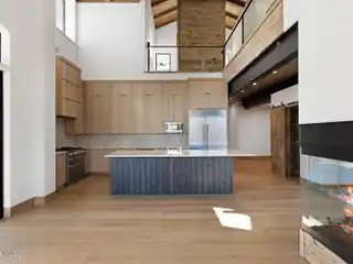 Luxurious New Contemporary Cabin in the Rockies