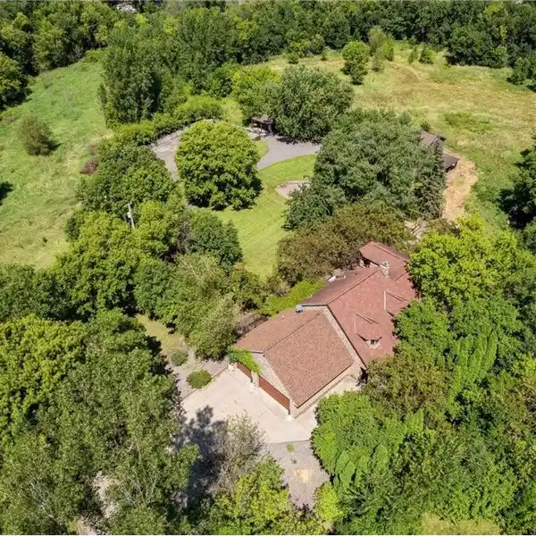 STUNNING AND UNIQUE 10-ACRE PROPERTY