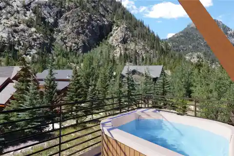 Wonderful Residence  at the Base of Mount Royal