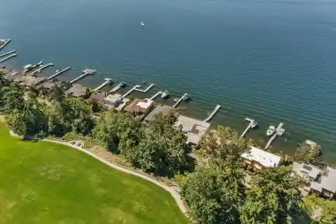 Magnificent Waterfront Property