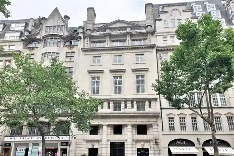 Manhattan Loft Style in an Historic Building