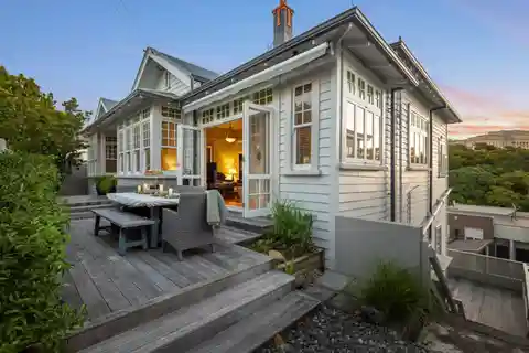 Grand Villa with Museum Views