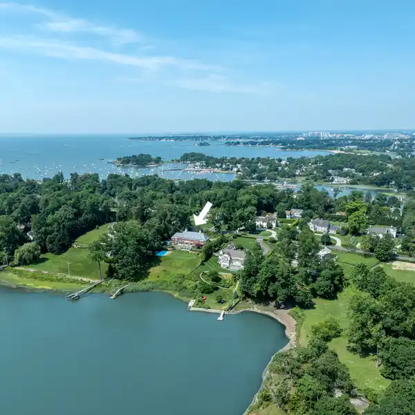 CAPTIVATING CUSTOM-BUILT BRICK ESTATE