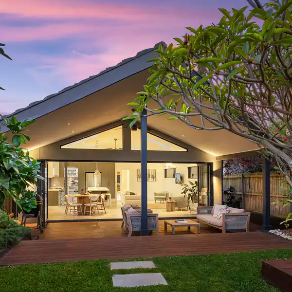 COASTAL SANCTUARY WITH SUNLIT OPEN SPACES