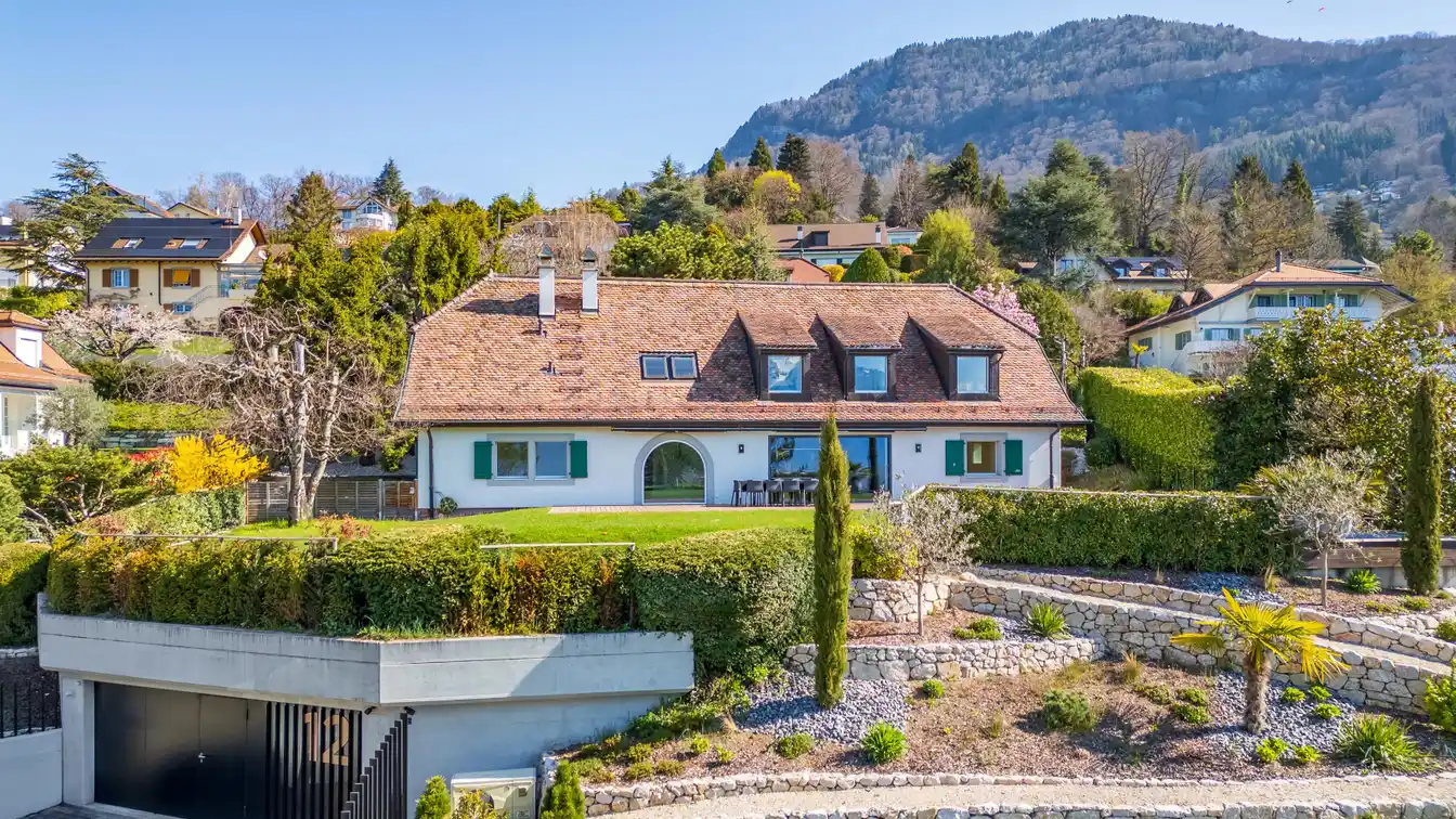 Captivating Vaudois-style Property