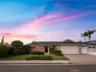 Huntington Beach Gem with Spacious Private Yard