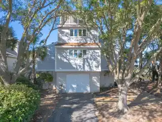 An Unmatched Sense of Serenity and Lowcountry Charm