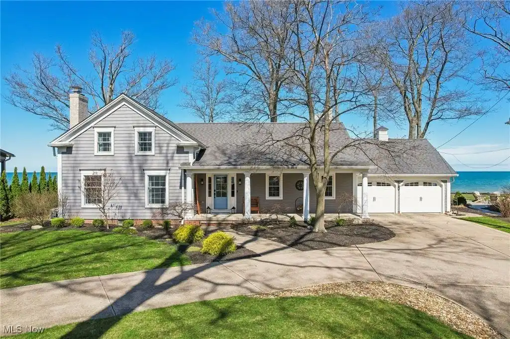 Spectacularly Renovated Lakefront Home