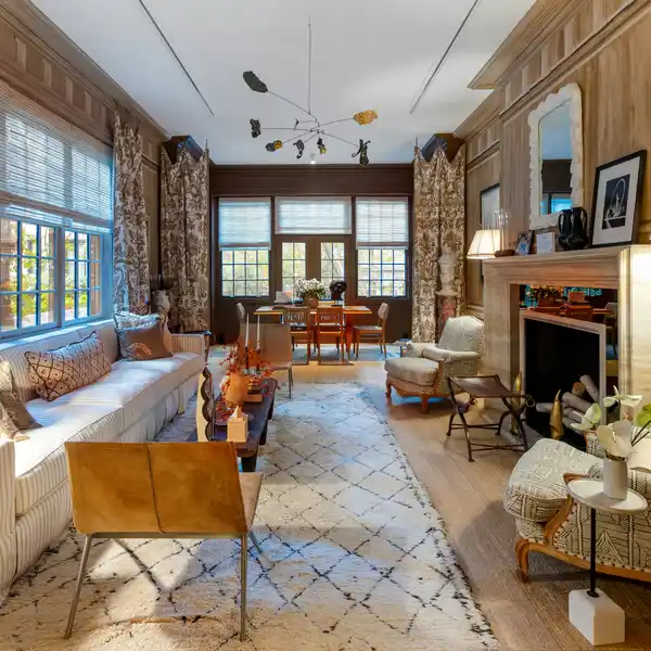 MAJESTIC GOLD COAST MANSION