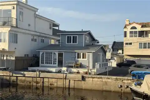 Fixer on Sunset Island