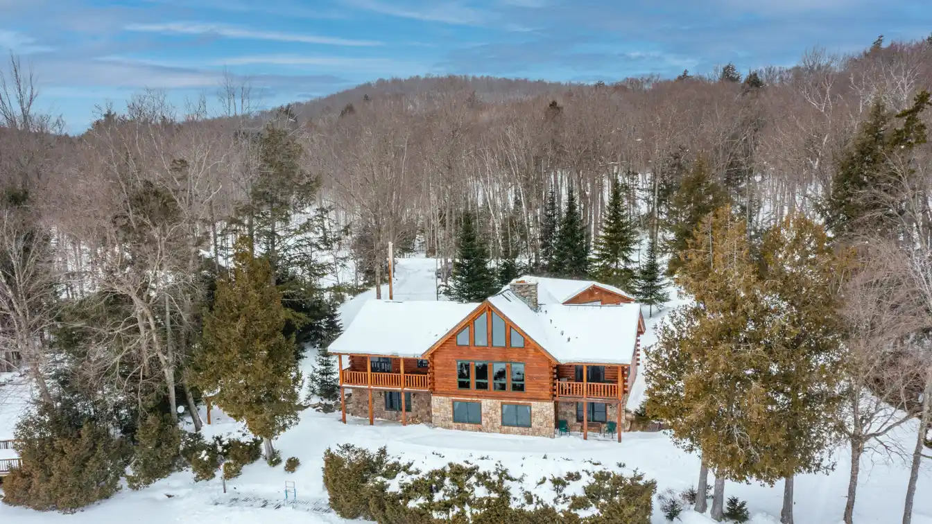 Retreat on Maidstone Lake