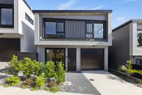 High Quality Construction Modern Family Home
