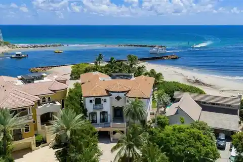 Rare Oceanfront Estate on Hillsboro Point