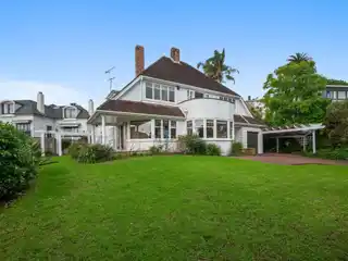 Prime Position on a Coveted Stretch of Shoreline