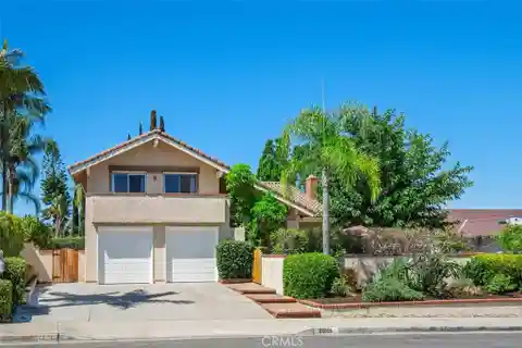 Elegant Family Home Near Lake Mission Viejo