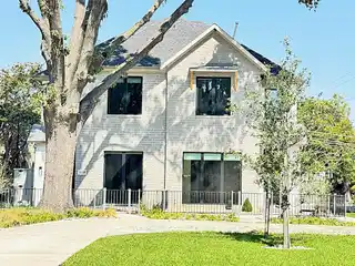 New Home in a Fantastic Location