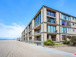 Commanding Views from a Prime Beachfront Building