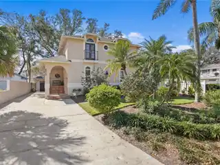 Stunning Three-bedroom Home