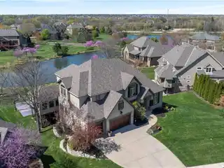 Luxury Living Backing to Neighborhood Lake