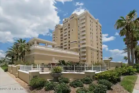 Panoramic View Unit in a Desired Building