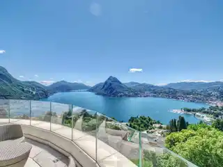 Residence with Exquisite Views