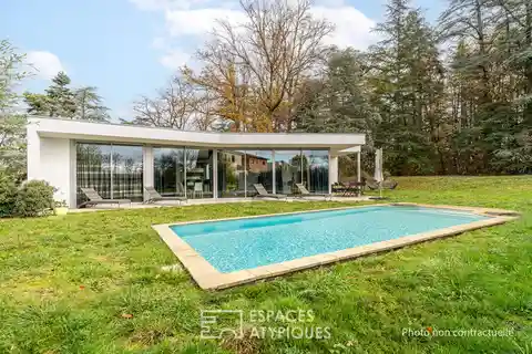 Magnificent Modern Pool Home
